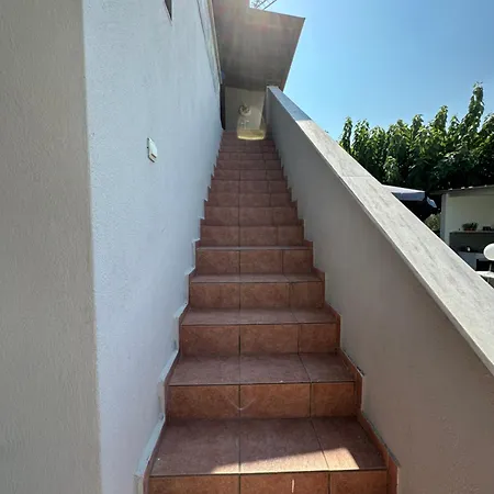 Wanderlust 2 Families House Kavalas Karianí