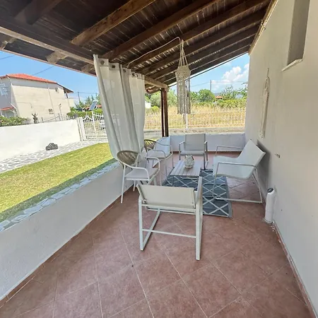 Wanderlust 2 Families House Kavalas Karianí