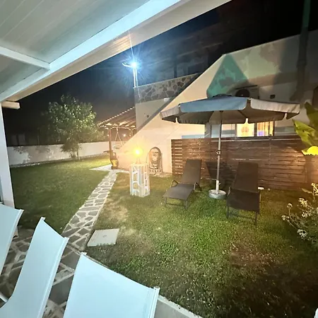 Wanderlust 2 Families House Kavalas Karianí